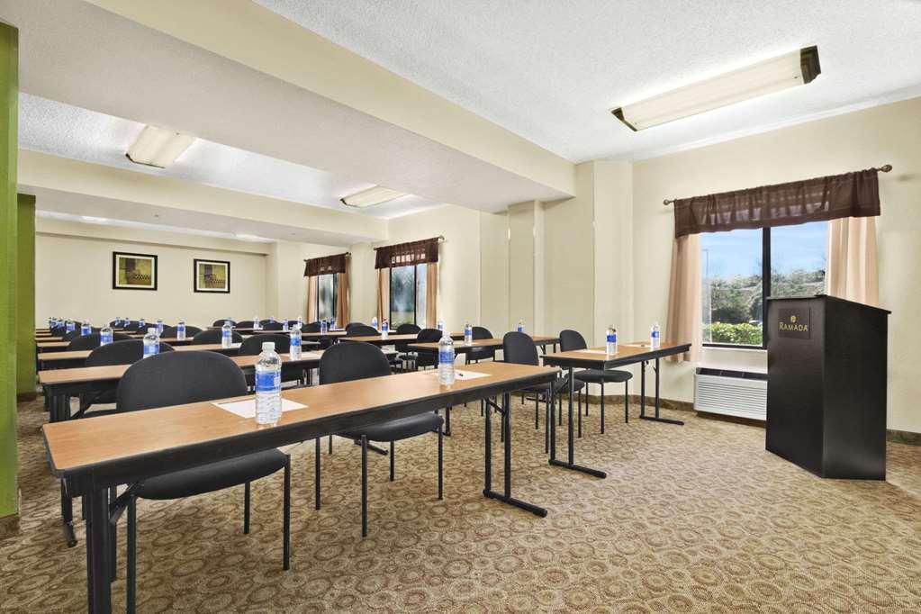 Comfort Inn Marietta-Atlanta Near Ballpark-Galleria Bagian luar foto